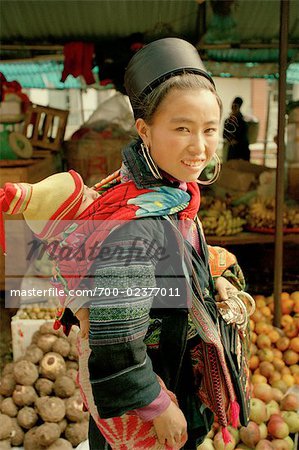 Mère et enfant sur le marché, Sa Pa, Lao Cai, Vietnam