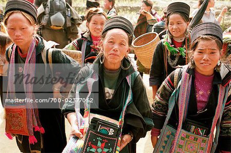 Frauen in traditioneller Kleidung, Sa Pa, Vietnam