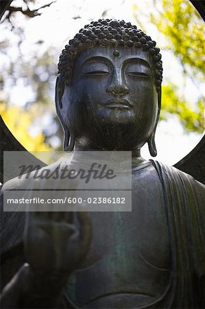 Buddha-Statue auf dem japanischen Teegarten im Golden Gate Park, San Francisco, Kalifornien, USA