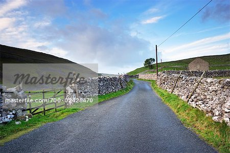 Road, Arncliffe, Yorkshire Dales National Park, Yorkshire, England