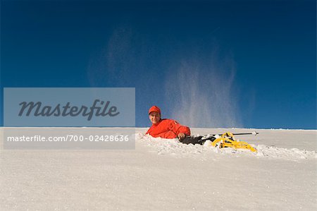 Porträt des Mannes Schneeschuhwandern, Salzburger Land, Österreich