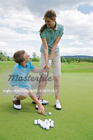 Femme apprend à Golf, Burlington, Ontario, Canada