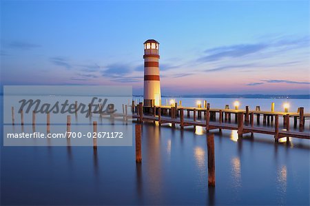 Phare, le lac de Neusiedl, Burgenland, Autriche