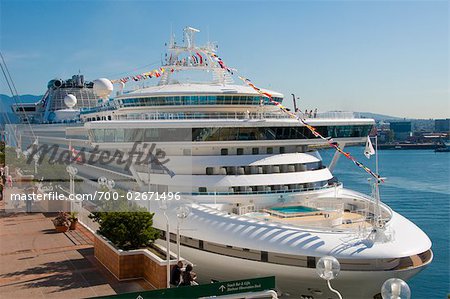 Kreuzfahrtschiff am Terminal, Vancouver, British Columbia, Kanada