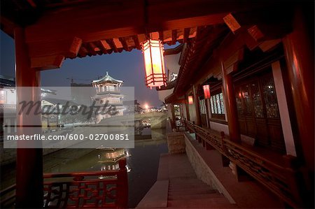 Gebäude beleuchtet bei Nacht, Yancheng bleibt, Wujin District, Changzhou, China