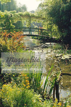 Waterlily pond and bridge in Monet's garden, Giverny, Haute Normandie (Normandy), France, Europe Waterlily pond and bridge in Monet's garden, Giverny, Haute Normandie (Normandy), France, Europe
