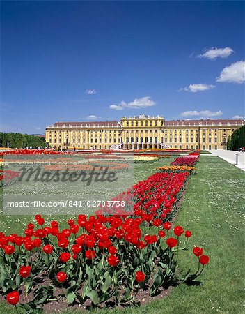 Palace and gardens, Schonbrunn, UNESCO World Heritage Site, Vienna, Austria, Europe Palace and gardens, Schonbrunn, UNESCO World Heritage Site, Vienna, Austria, Europe
