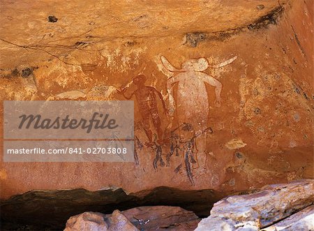 Autochtones peint des chiffres des périodes variées, surpeints, près de King Edward River, Kulumburu Road, Kimberley, Australie-occidentale, Australie