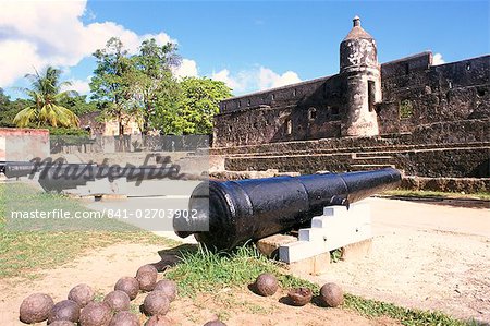 Fort Jesus, built between 1593 and 1596 by the Portuguese, Mombasa, Kenya, East Africa, Africa