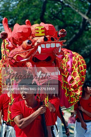 Chinese Dragon Dancers for National Day on 9th August, Singapore, Southeast Asia, Asia