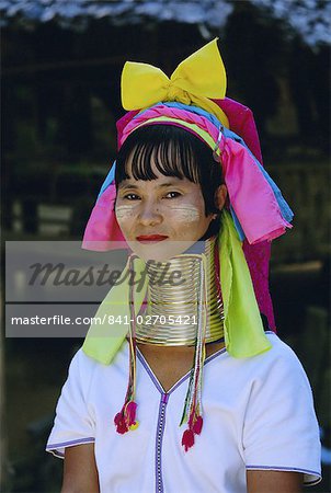 Porträt von einem 'Lange necked' Padaung Stamm Frau, Provinz Mae Hong Son, Thailand, Asien