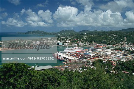 Vue aérienne sur le port de Castries, Sainte-Lucie, îles sous-le-vent, Antilles, Caraïbes, Amérique centrale