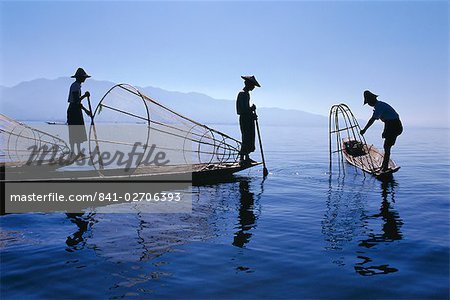 Intha pêcheurs, le lac Inle, État Shan, Myanmar (Birmanie)