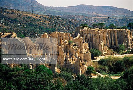 Ille-Sur-Tete, Les Orgues, Pyrenees-Orientales, Languedoc-Roussillon, Frankreich, Europa