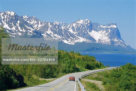 E6 coast highway, Kvaenangen Fjord, Finnmark, Norvège, Scandinavie, Europe