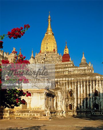 Ananda Temple, Bagan (Pagan) area, Myanmar (Burma), Asia