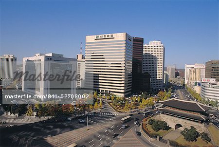 Namdaemun (South Gate) and city skyline, Seoul, South Korea
