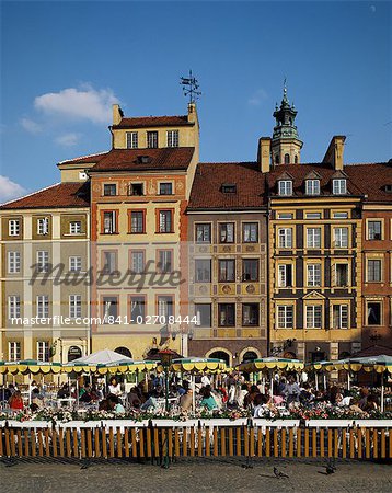 Starezawasto (Old Town) with cafes, Warsaw, Poland, Europe