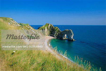 Blick vom Küstenweg von Durdle Door, Bogen Purbeck Kalkstein, in der Nähe von West Lulworth, Dorset, England, UK