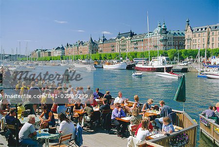 The Strandvagen waterfront, restaurants and boats in the city centre, Stockholm, Sweden, Scandinavia, Europe