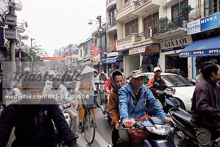 Belebte Straße, Hanoi, Vietnam, Indochina, Südostasien, Asien