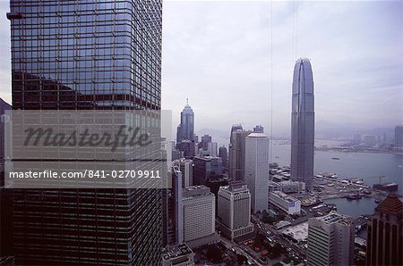 Cheung Kong Center sur la gauche et deux IFC bâtiment sur la droite, Central, Hong Kong Island, Hong Kong, Chine, Asie Cheung Kong Center sur la gauche et deux IFC bâtiment sur la droite, Central, Hong Kong Island, Hong Kong, Chine, Asie