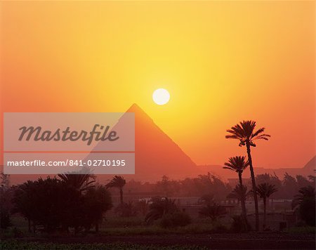 Pyramid silhouetted at sunset, Giza, UNESCO World Heritage Site, Cairo, Egypt, North Africa, Africa