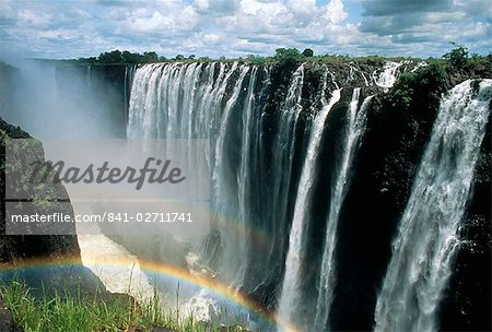 Wasserfälle und Regenbögen, die Victoriafälle, UNESCO Weltkulturerbe, Sambia, Afrika
