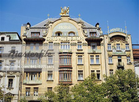 La façade de style Art Nouveau du Grand Hotel d'Europe, Wenceslas Square, Prague, République tchèque, Europe