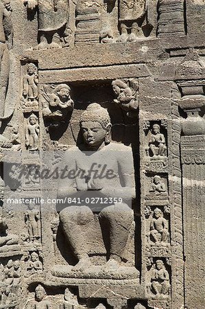 Gravures rupestres d'Ajanta complexe de grottes, Temples bouddhistes taillés dans la roche datant du Ve siècle av. J.-C., Ajanta, Maharastra, Inde