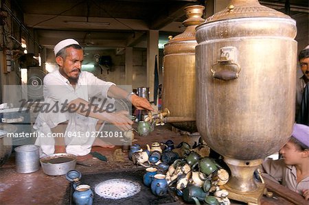 Tea stall, Peshawar, North West Frontier Province, Pakistan, Asia