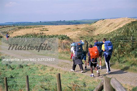 Walkers on Offa's Dyke, Llanfair Hill, Shropshire, England, United Kingdom, Europe