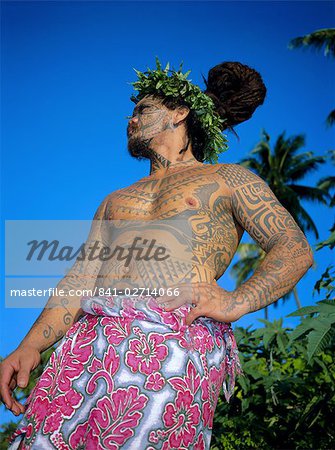 Tavita Manea, la tatoueuse tatoué, Moorea, îles de la société, Polynésie française, îles du Pacifique Sud, Pacifique