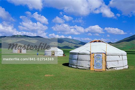 Gers (yurts) in the Orkhon Valley, Ovorkhangai, Mongolia, Asia