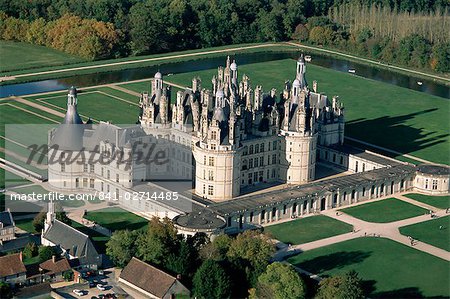 Aerial view of the Chateau of Chambord, UNESCO World Heritage Site, Loir et Cher, Region de la Loire, Loire Valley, France, Europe