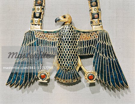 Pendentif en or cloisonné représentant Nekhabet, la déesse-vautour du Sud, de la tombe du pharaon Toutankhamon, découvert dans la vallée des rois, Thèbes, Maghreb, Afrique
