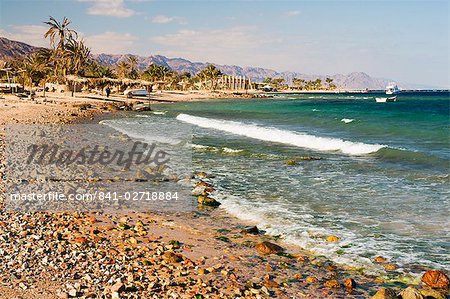 Plage et le golfe d'Aqaba, Nuweiba, Sinaï, Égypte, Afrique du Nord, Afrique