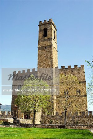 Castello di Poppi dei Conti Guidi (château des comtes Guidi à Poppi), Casentino, Arezzo, Toscane, Italie, Europe