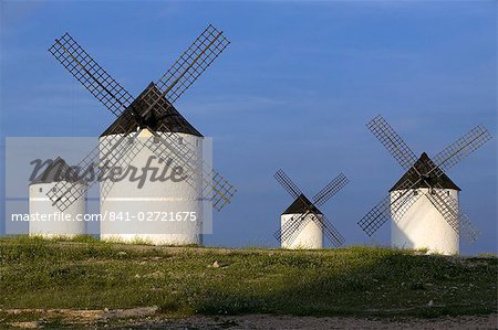 Windmills, Campo de Criptana, La Mancha, Spain, Europe