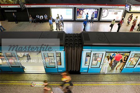 Erhöhten Blick auf die Santiago Metro, Santiago, Chile, Südamerika