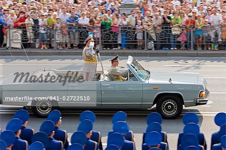 Annual Independence Day parade along Khreshchatyk Street and Maidan Nezalezhnosti (Independence Square), Kiev, Ukraine, Europe