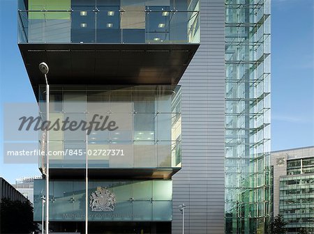 Civil Justice Centre, Hardman Boulevard, Spinningfields, Manchester. Architect: Denton Corker Marshall.