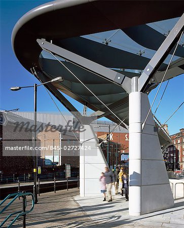 Transport Interchange, Manchester. Architecte : Ian Simpson Architects.