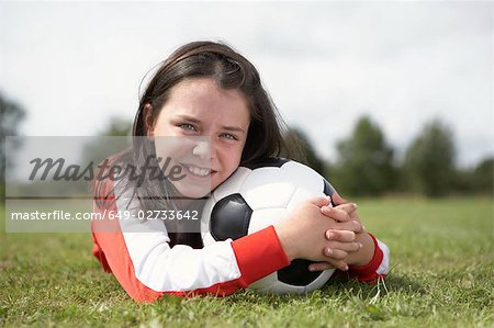 Fillette avec ballon