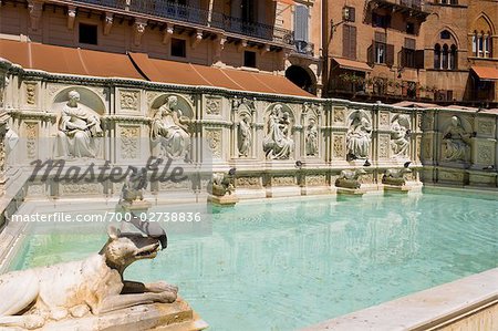 Fonte Gaia, Piazza del Campo, Siena, Toskana, Italien