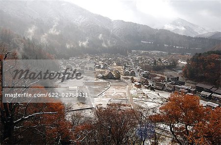 Vue du Village de Shirakawa en saison hivernale, Japon