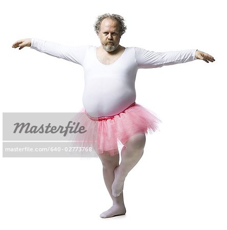 Homme obèse en tutu de danse