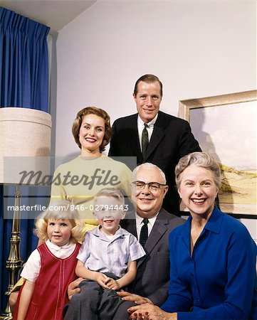 1960s PORTRAIT OF THREE GENERATION FAMILY PARENTS GRANDPARENTS SON DAUGHTER MAN WOMAN BOY GIRL