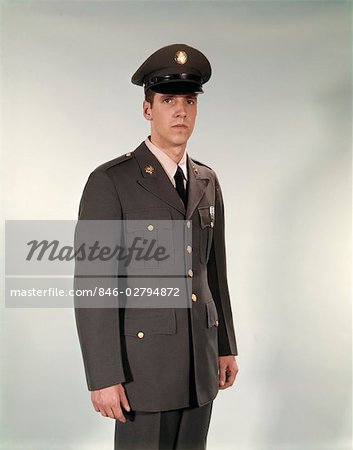 1960s YOUNG MAN IN ARMY NATIONAL GUARD DRESS UNIFORM SOLDIER SOLDIERS VINTAGE PORTRAIT RETRO VINTAGE