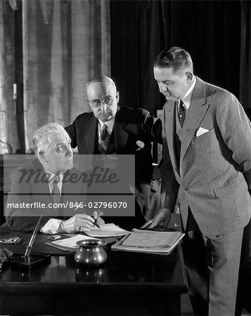 1930s RETRO MEN DESK MEETING BUSINESS